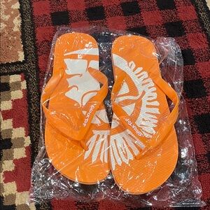 Shock top logo flip flops brand new